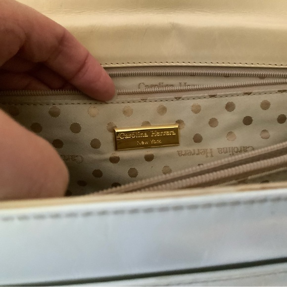 Vintage Carolina Herrera Shoulder bag - Picture 7 of 16